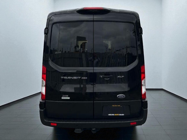 2021 Ford Transit Passenger 350 XLT Medium Roof LB AWD 2021 Ford Transit Passenger 350 XLT Medium Roof LB AWD
