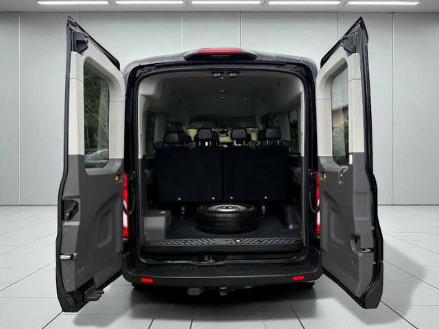 2021 Ford Transit Passenger 350 XLT Medium Roof LB AWD 2021 Ford Transit Passenger 350 XLT Medium Roof LB AWD