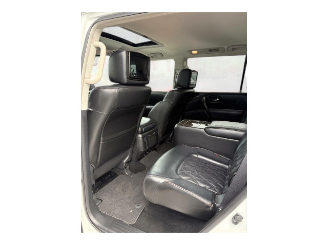 2023 Nissan Armada Platinum RWD 2023 Nissan Armada Platinum RWD